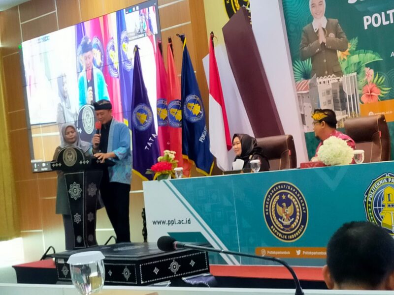 Acara serah terima jabatan direktur Poltekpar Lombok (Sading untuk Koran Mandalika)