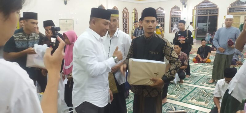Safari Ramadan Pemprov NTB di Masjid Miftahul Jannah, Kelurahan Leneng, Kabupaten Lombok Tengah (Wawan/Koran Mandalika)