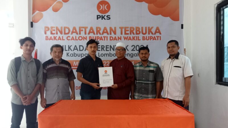 Abdul Hakim didaftarkan tim sukarelawan menjadi bakal calon Bupati Lombok Tengah lewat PKS (Lalu Riki)