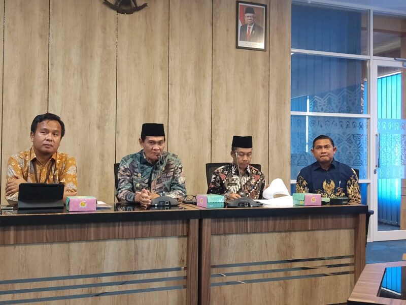 Pemerintah Kabupaten Lombok Tengah bersama BPS setempat ungkap angka kemiskinan periode Maret 2024 (Ahmad Sakurniawan/Koran Mandalika)