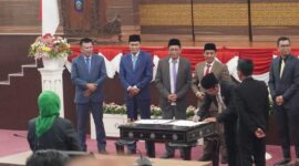 Agenda Paripurna DPRD Lombok Tengah (Julian/Koran Mandalika)