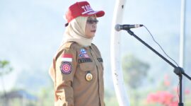 Peringatan HUT ke-21 Tagana digelar di Lapangan Tioq Tata Tunak, Kecamatan Tanjung, Kabupaten Lombok Utara, Provinsi NTB. Kepala Dinsos NTB Nunung Triningsih bertindak sebagai inspektur upacara pada kegiatan tersebut. (Dinsos NTB)