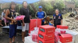 Dinas Sosial (Dinsos) NTB gerak cepat alias gercep tangani banjir yang melanda Lingkungan Karang Timbal, Kelurahan Punia, Kota Mataram. (Ist)