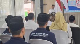 Acara penyerahan surat keputusan Menteri Imigrasi dan Pemasyarakatan oleh Kepala Kantor Wilayah Ditjenpas NTB, Agung Krisna, dilaksanakan pada Lembaga Pembinaan Khusus Anak (LPKA) Kelas II Lombok Tengah. (LPKA Lombok Tengah)