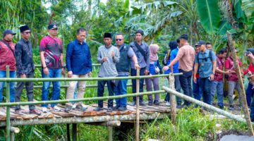‎Percepat Pemulihan Pasca Bencana, Iqbal Tinjau Pembangunan Jembatan Perigi dan Jurit