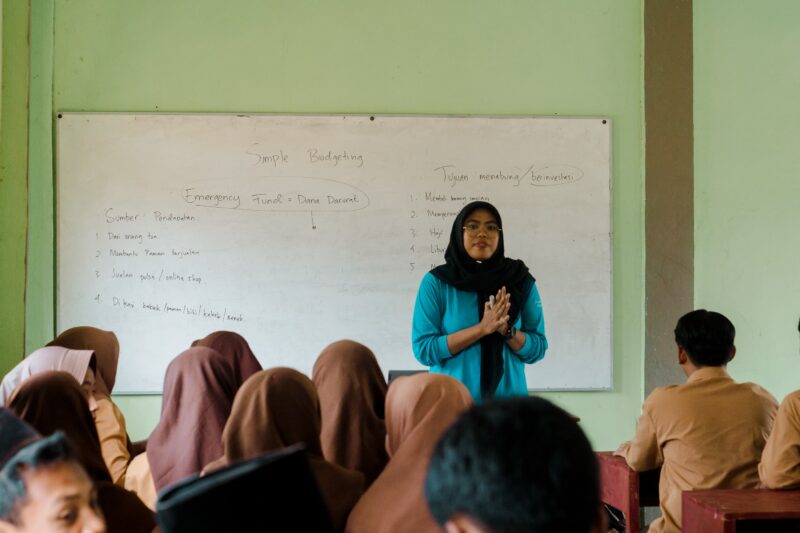 CSD Samara menggelar program binaan sekolah di Desa Montong Ajan, Kabupaten Lombok Tengah.  (Dokumen pribadi CSD Samara)