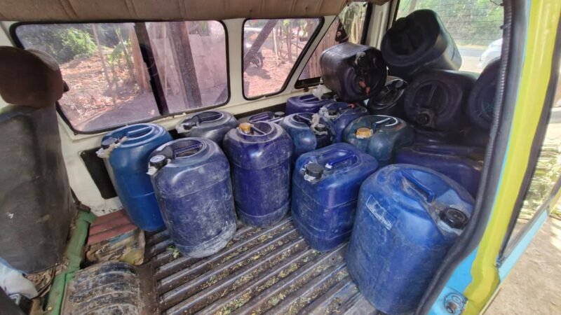Petani di Lombok Timur Diciduk! 1.734 Liter Pertalite Subsidi Disita Polisi Saat Digerebek di Rumahnya