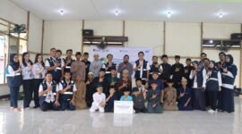 HUT ke-70, SUCOFINDO Cabang Pontianak Salurkan Bantuan Renovasi Pondok Pesantren Al-I’tishom
