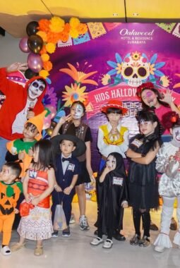 Mengintip Keseruan Pesta Halloween Anak Anak “Día de los Muertos” di Oakwood Surabaya