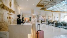 Singgah Nyaman, Jalan Berkesan: Last Minute Deal serta Wisata & Ziarah bersama Grand Qin Hotel Syariah dan Qin Hotel Syariah Banjarbaru Singgah Nyaman, Jalan Berkesan: Last Minute Deal serta Wisata & Ziarah bersama Grand Qin Hotel Syariah dan Qin Hotel Syariah Banjarbaru