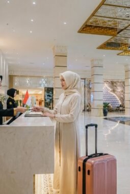 Singgah Nyaman, Jalan Berkesan: Last Minute Deal serta Wisata & Ziarah bersama Grand Qin Hotel Syariah dan Qin Hotel Syariah Banjarbaru