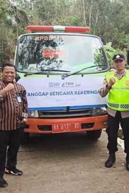 Bantu Penuhi Kebutuhan Dasar Warga, BRI Gombong Salurkan 13 Tangki Air Bersih di Kebumen