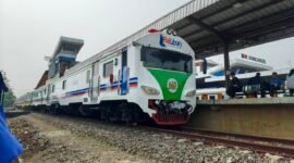 Semangat Sumpah Pemuda, KAI Daop 2 Bandung Hadirkan Rail Clinic untuk Layani Kesehatan Gratis Warga Rancaekek