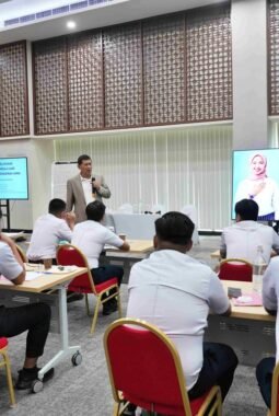 LRT Jabodebek Perkuat Kompetensi Frontliner, Fokus pada Komunikasi dan Penanganan Keluhan Pengguna