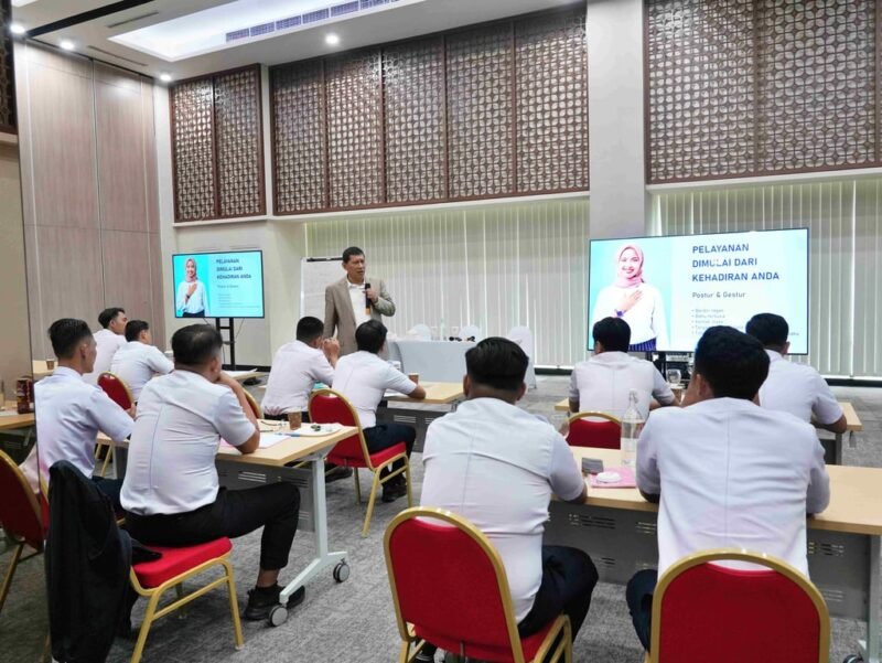 LRT Jabodebek Perkuat Kompetensi Frontliner, Fokus pada Komunikasi dan Penanganan Keluhan Pengguna
